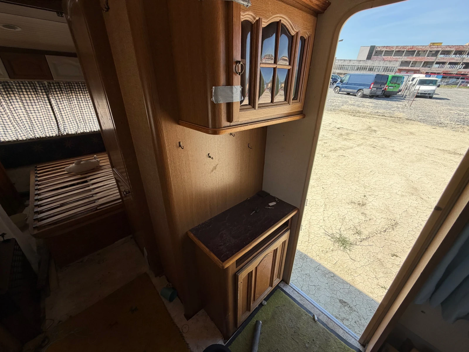 �������� Hobby | Mobile.bg � ����������� 12