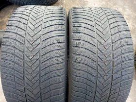 Гуми Зимни 255/35R19, снимка 2 - Гуми и джанти - 47990888