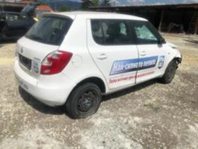Skoda Fabia 1.6tdi 90hp airbag OK, снимка 1