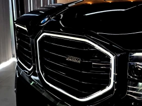 BMW XM 4.4 V8 / ICONIC GLOW / SHADOW LINE / B&W / LASER /, снимка 17