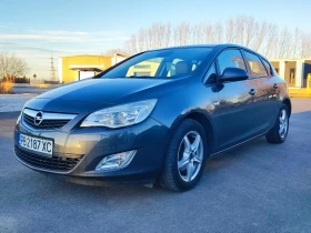 Opel Astra 1.4 Turbo/6ск, снимка 8