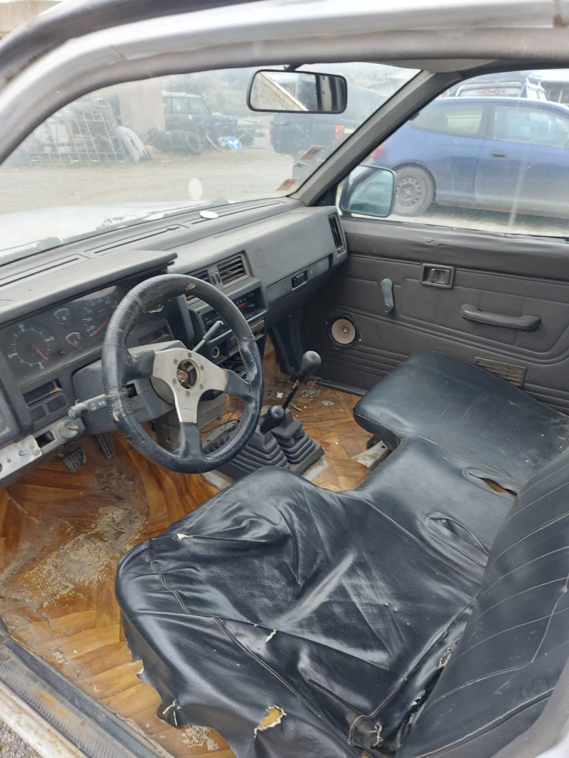 Nissan Pickup 2.7 TD, снимка 5 - Автомобили и джипове - 40679353