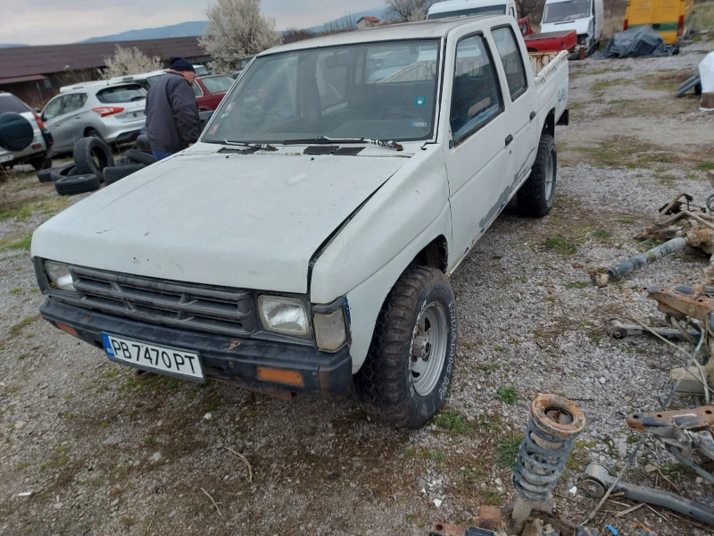 Nissan Pickup 2.7 TD, снимка 3 - Автомобили и джипове - 40679353