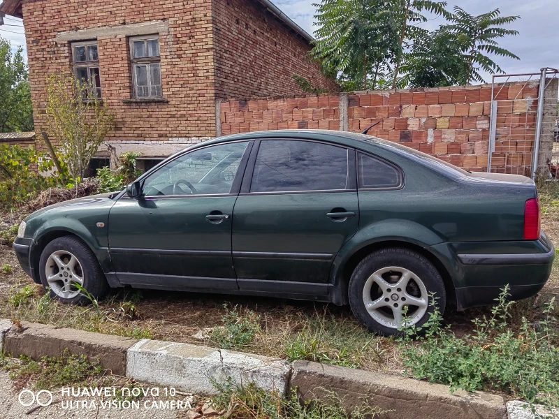 VW Passat 1.9 TDI, снимка 3 - Автомобили и джипове - 48342945