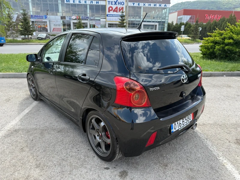 Toyota Yaris 1.8 TS, снимка 3 - Автомобили и джипове - 52598638