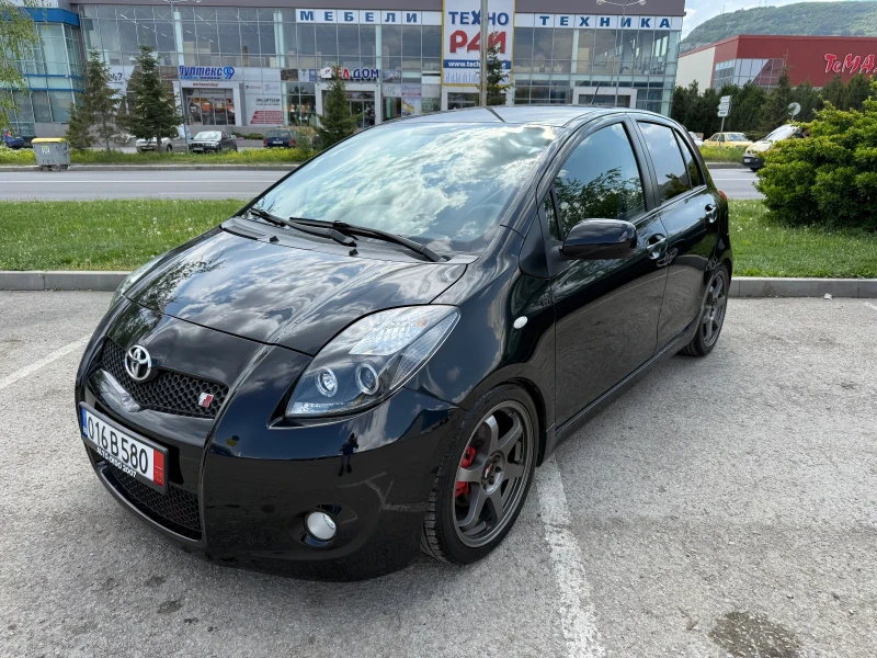 Toyota Yaris 1.8 TS, снимка 2 - Автомобили и джипове - 52598638