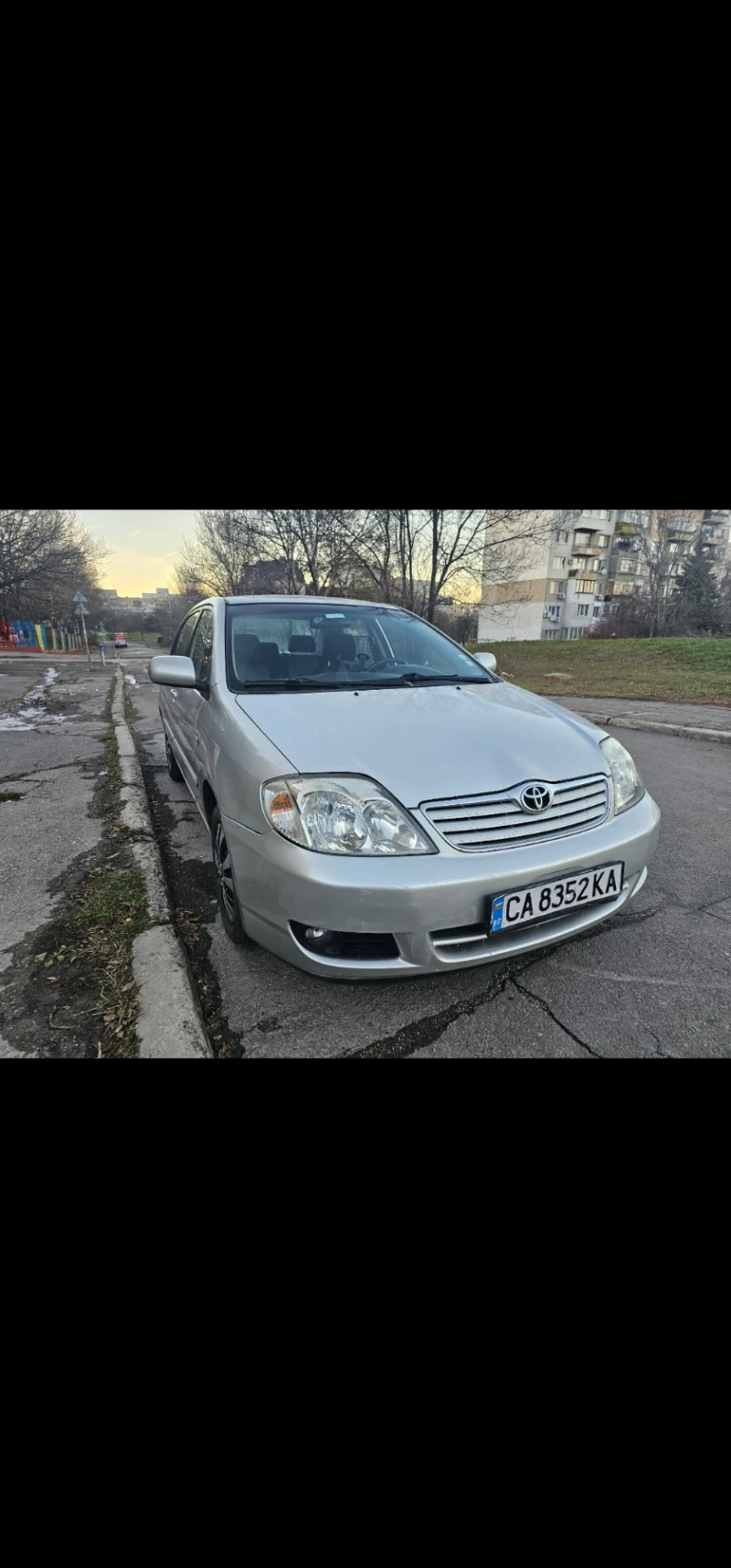 Toyota Corolla 1.4i, снимка 4 - Автомобили и джипове - 49440098