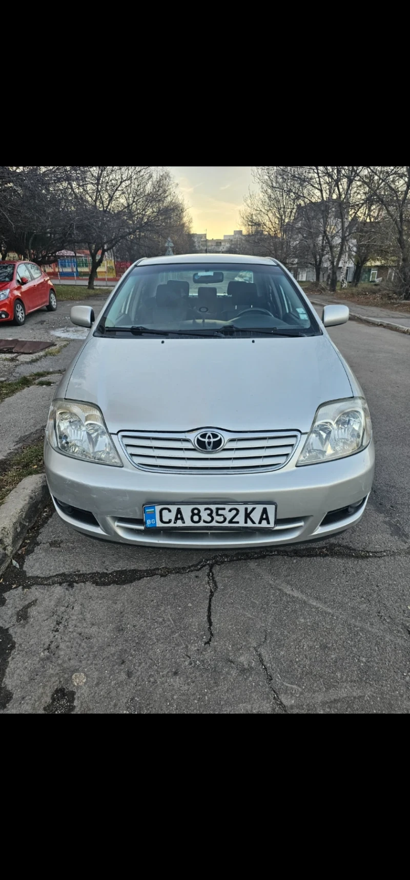 Toyota Corolla 1.4i, снимка 1 - Автомобили и джипове - 49440098