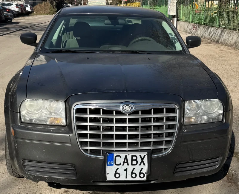 Chrysler 300c, снимка 1 - Автомобили и джипове - 49592417