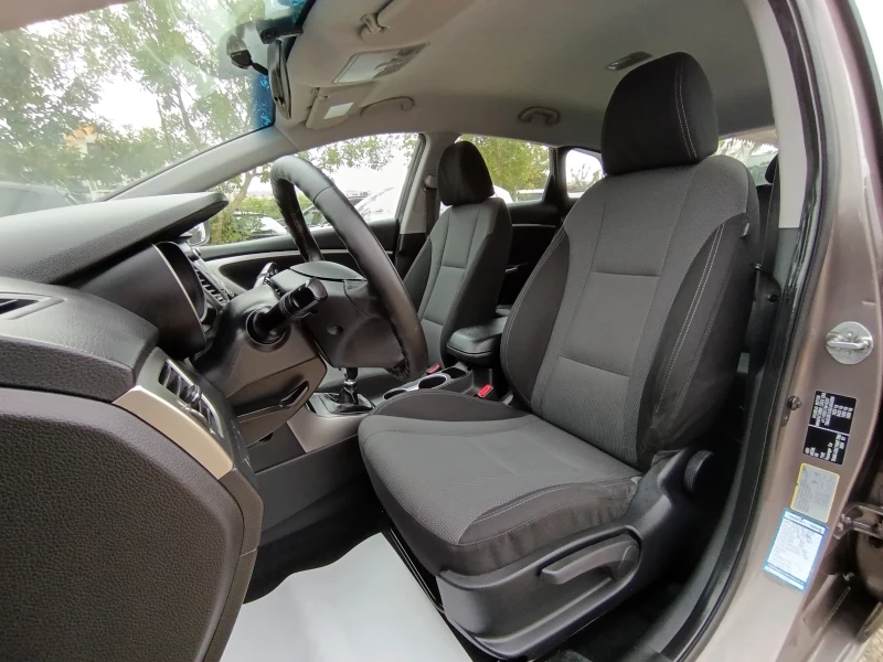 Hyundai I30, снимка 11 - Автомобили и джипове - 51747658