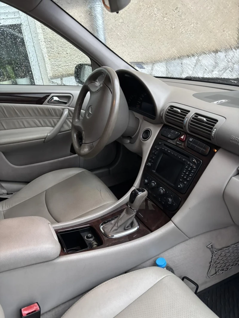 Mercedes-Benz C 270, снимка 3 - Автомобили и джипове - 52541429