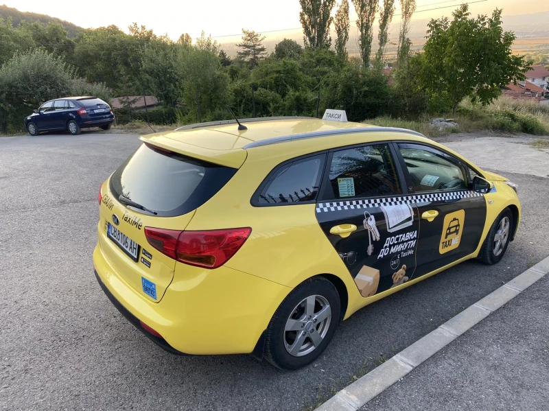 Kia Ceed, снимка 5 - Автомобили и джипове - 52893446