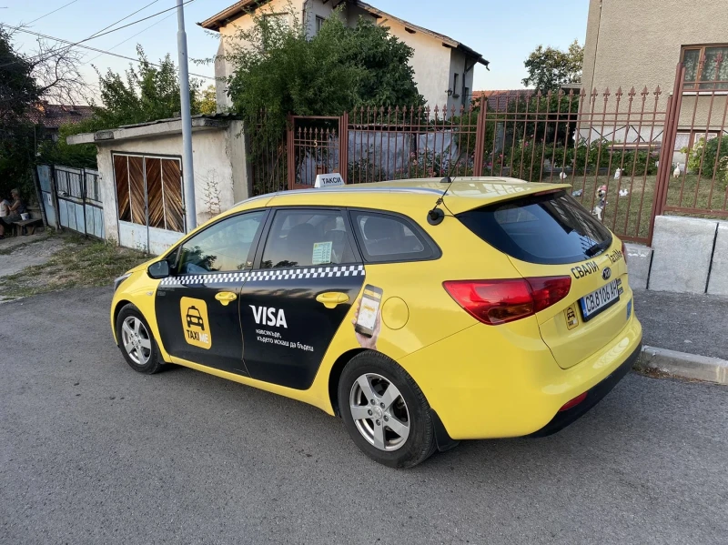 Kia Ceed, снимка 6 - Автомобили и джипове - 52893446