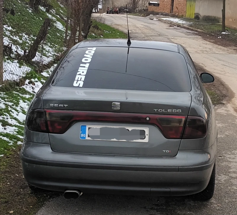 Seat Toledo 1.9 tdi, снимка 2 - Автомобили и джипове - 53215814