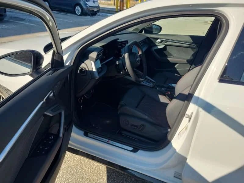 Audi S3 * TECHNIK * CARFAX * 2 КЛЮЧА * ПАНОРАМА, снимка 3 - Автомобили и джипове - 54320765