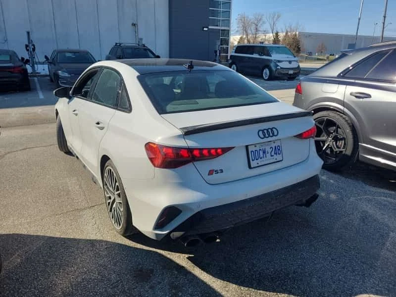 Audi S3 * TECHNIK * CARFAX * 2 КЛЮЧА * ПАНОРАМА, снимка 15 - Автомобили и джипове - 54320765