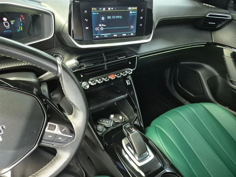 Peugeot 2008 EV GT| 134к.с., снимка 10 - Автомобили и джипове - 56097058