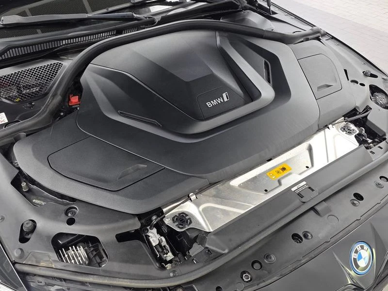 BMW i4 eDrive40 M Sports Pro| 283�.�. | Mobile.bg � ����������� 6