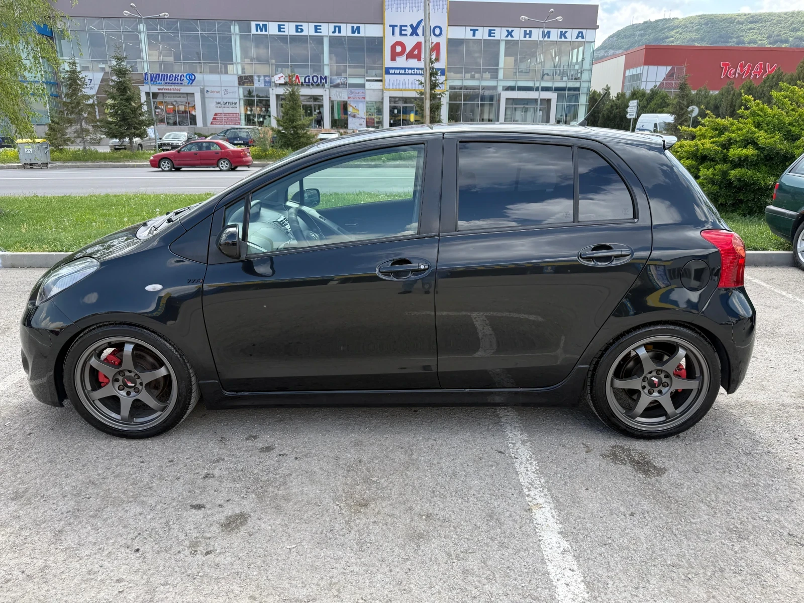 Toyota Yaris 1.8 TS - изображение 7
