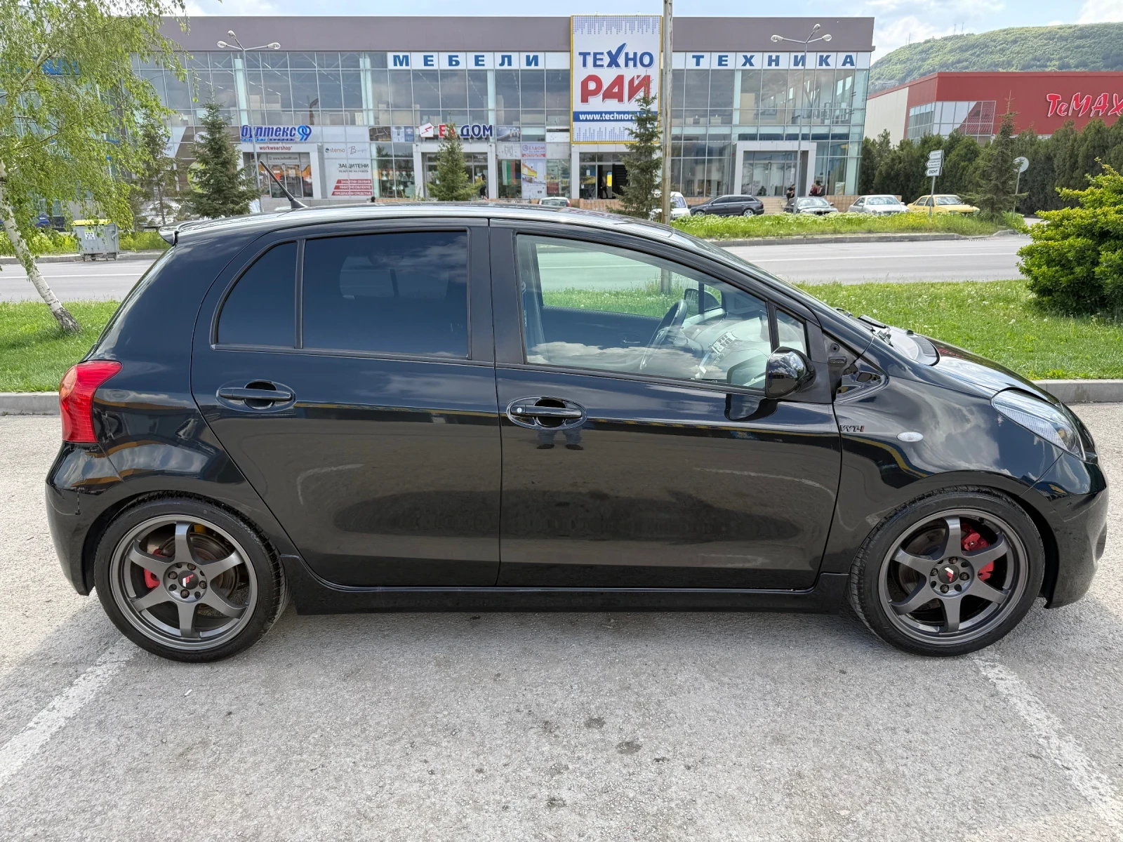 Toyota Yaris 1.8 TS - изображение 8