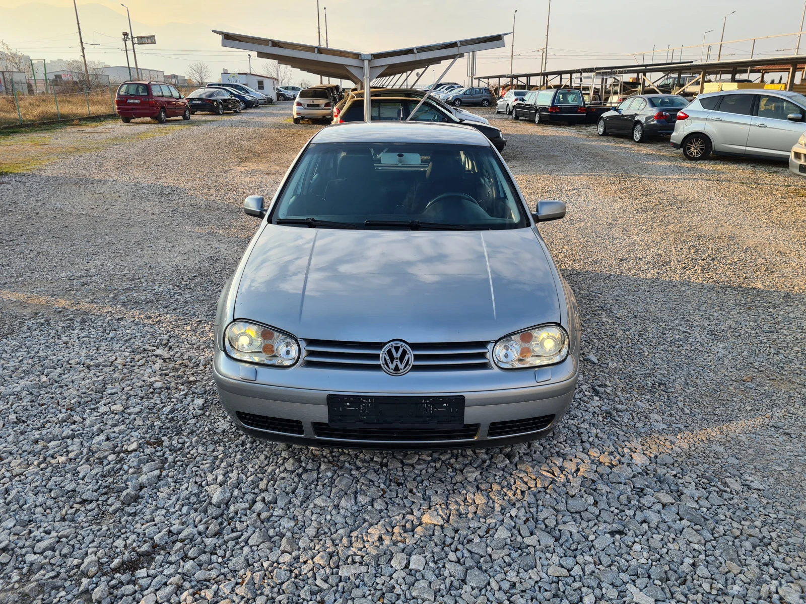 VW Golf 1.9TDI 90KC. CARAT.175000KM - изображение 2