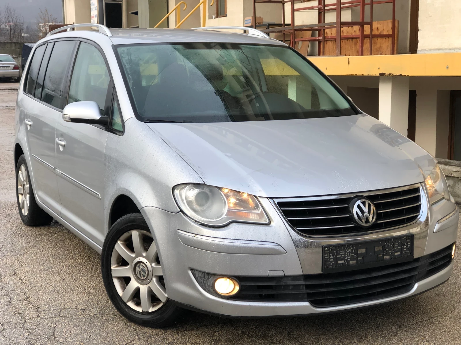 VW Touran 1.4TSI FACE - изображение 3