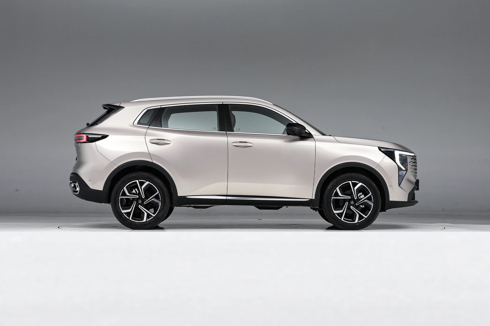 Changan X5 Plus  CS55 PHEV | Mobile.bg � ����������� 5