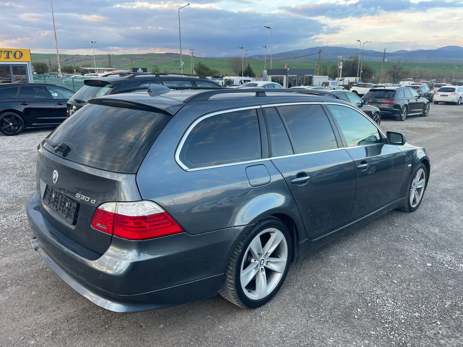 BMW 530 D FACE NAVI BI-XENON AUTOMATIC 235КС - изображение 10