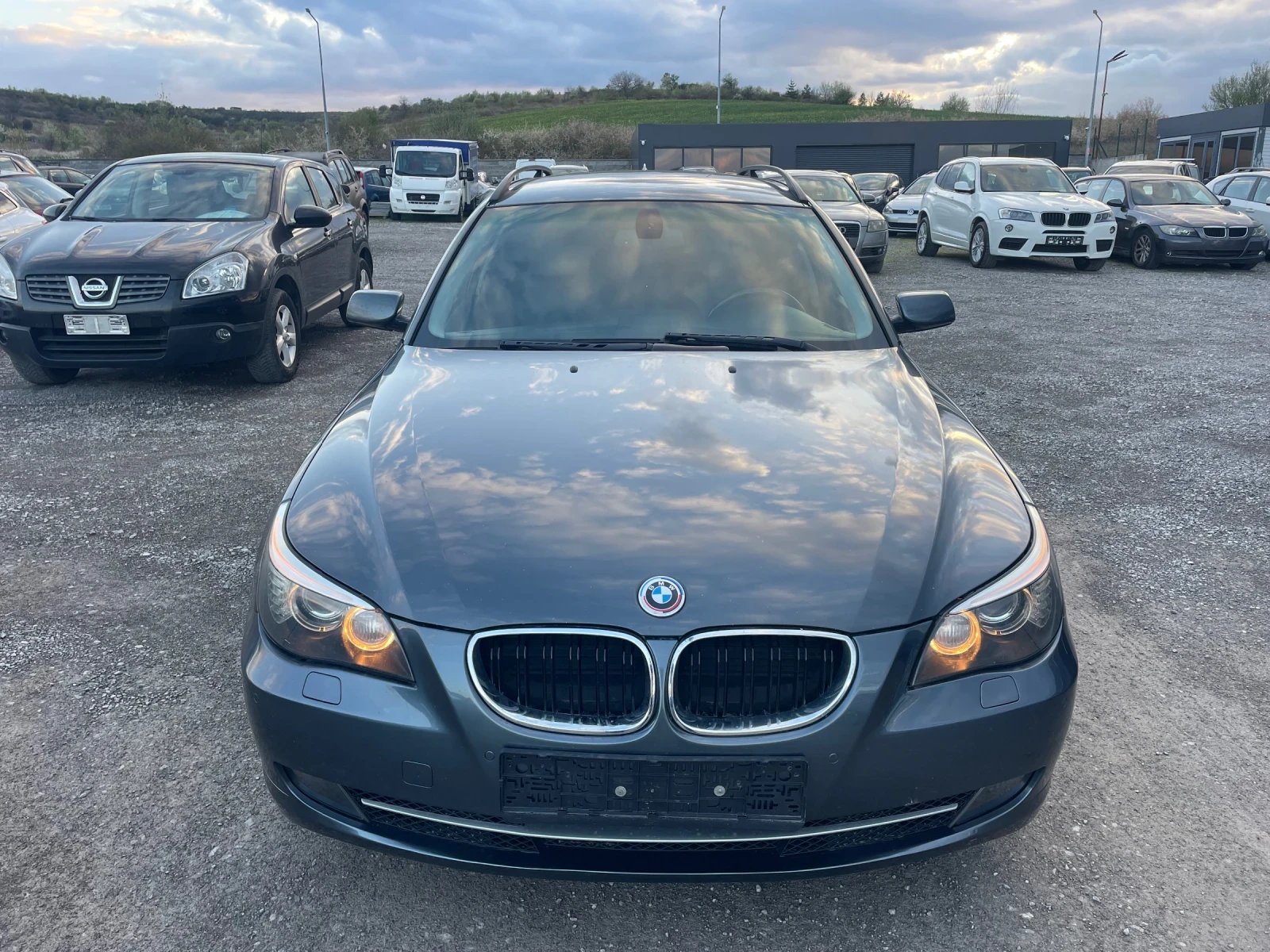 BMW 530 D FACE NAVI BI-XENON AUTOMATIC 235КС - изображение 2