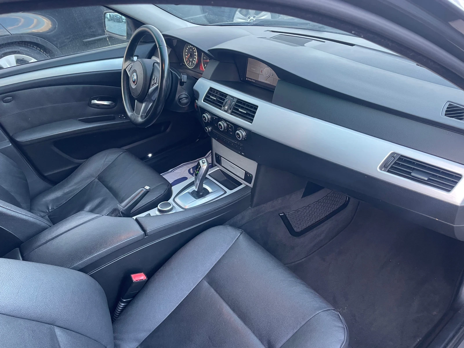 BMW 530 D FACE NAVI BI-XENON AUTOMATIC 235КС - изображение 7