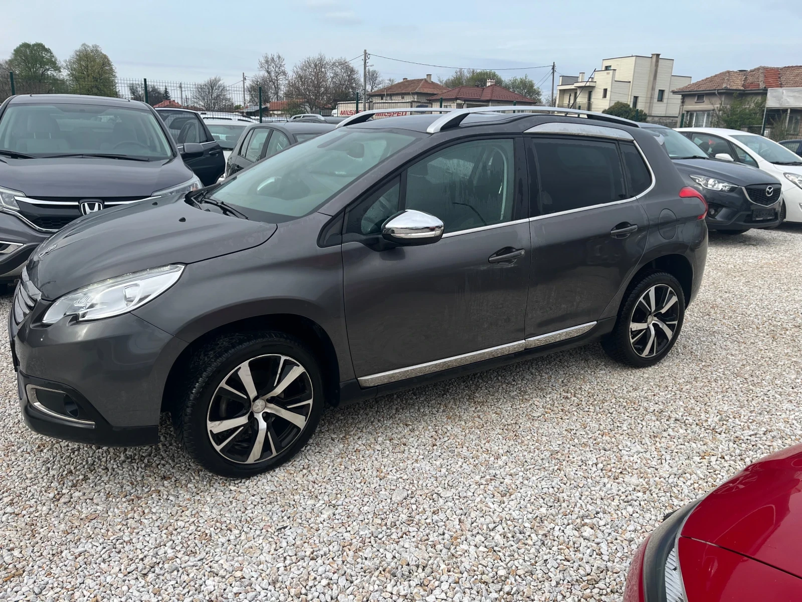 Peugeot 2008 1.6 Blue HDI ALLURE - изображение 2
