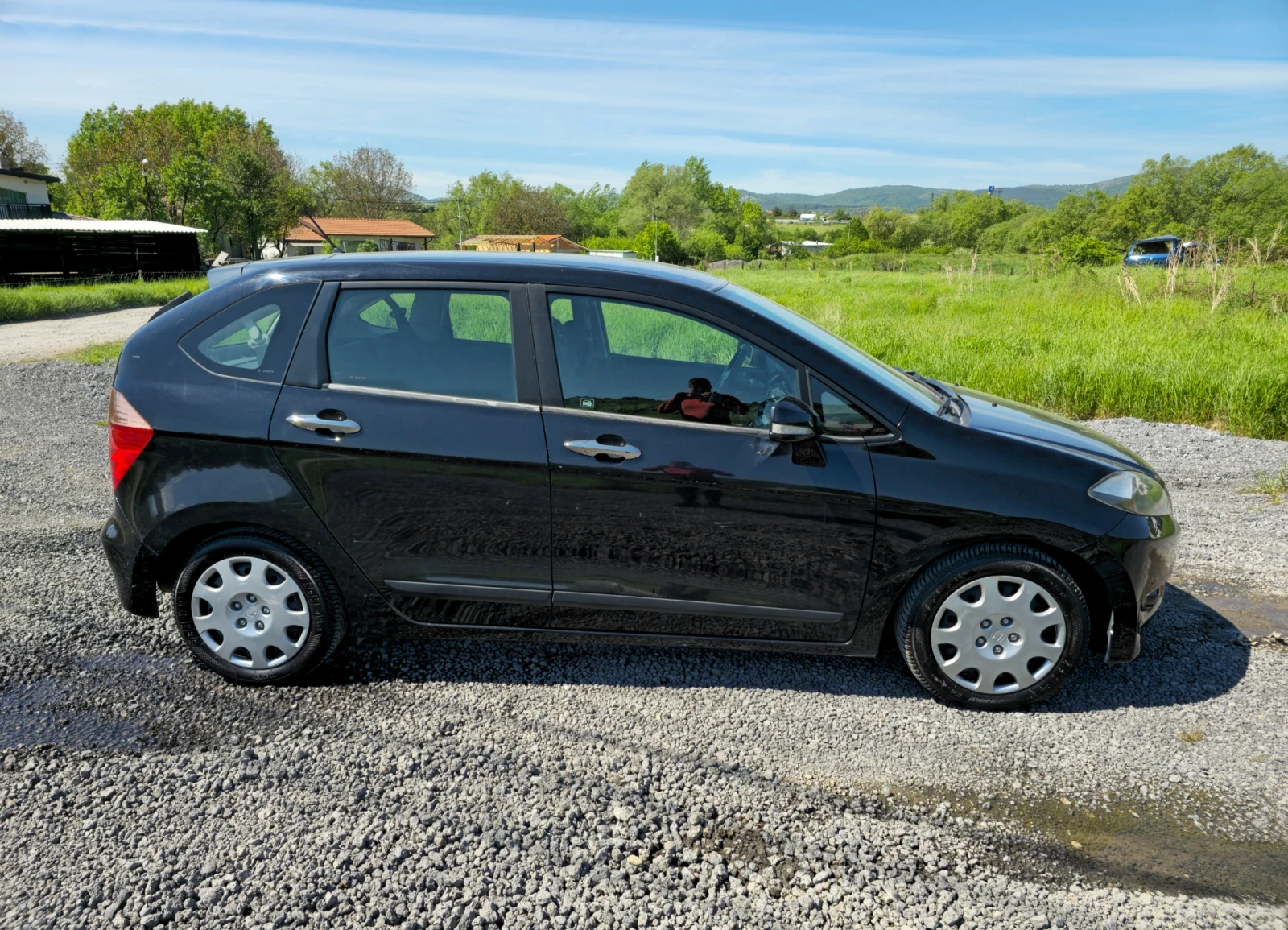 Honda Fr-v 1.8 ГАЗ 6 скорости 6места - изображение 4