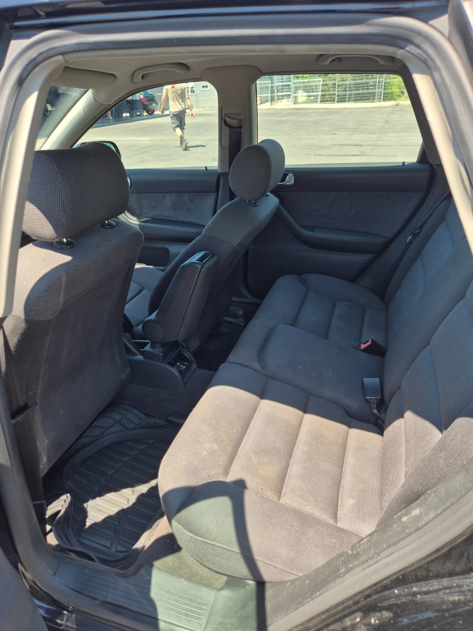 Audi A3 1.6 - изображение 8
