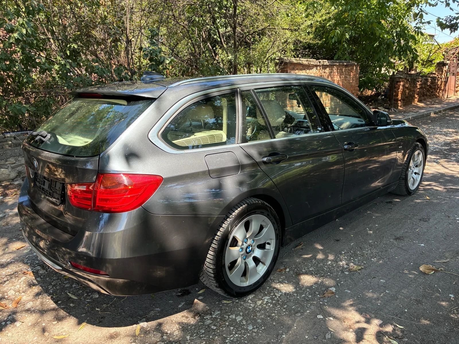 BMW 330  - изображение 8