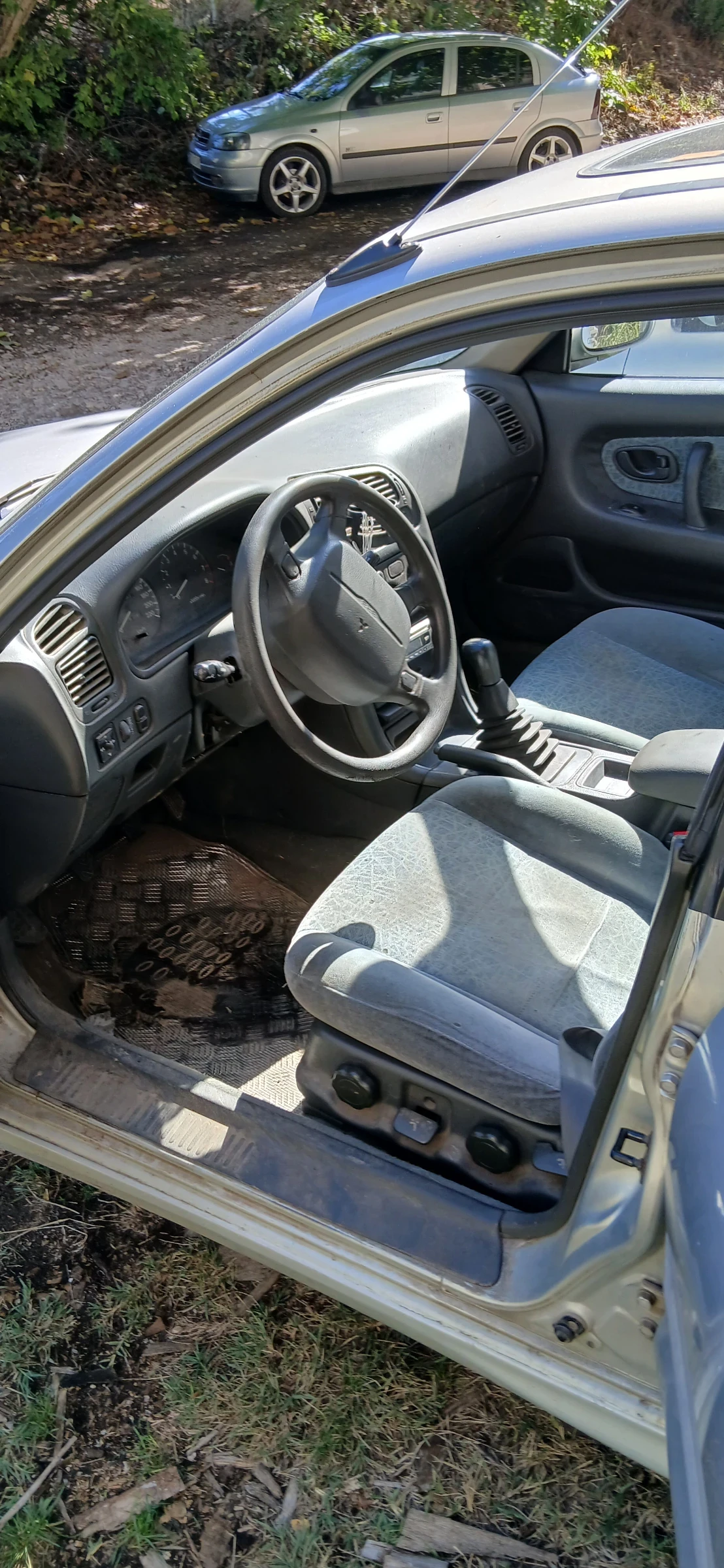 Mitsubishi Galant  - изображение 6