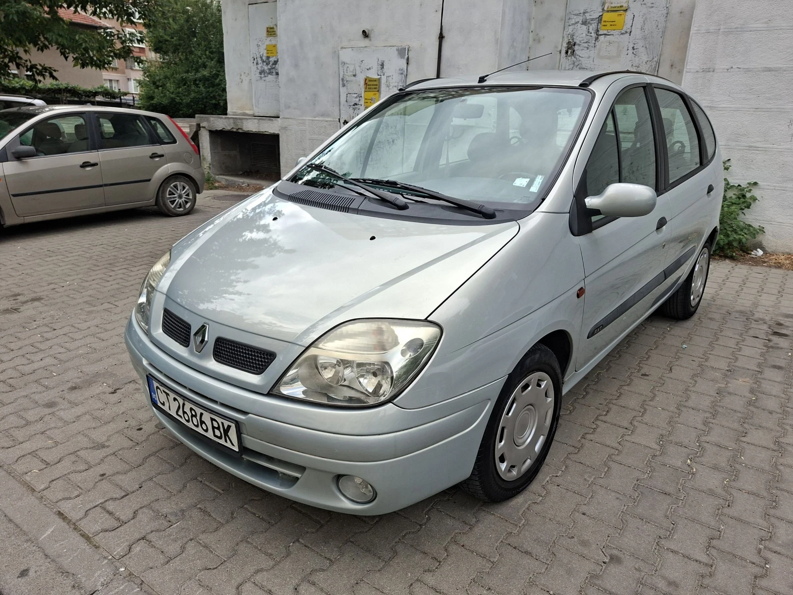 Renault Scenic 1.6 benzin/klima/automatic  - изображение 7