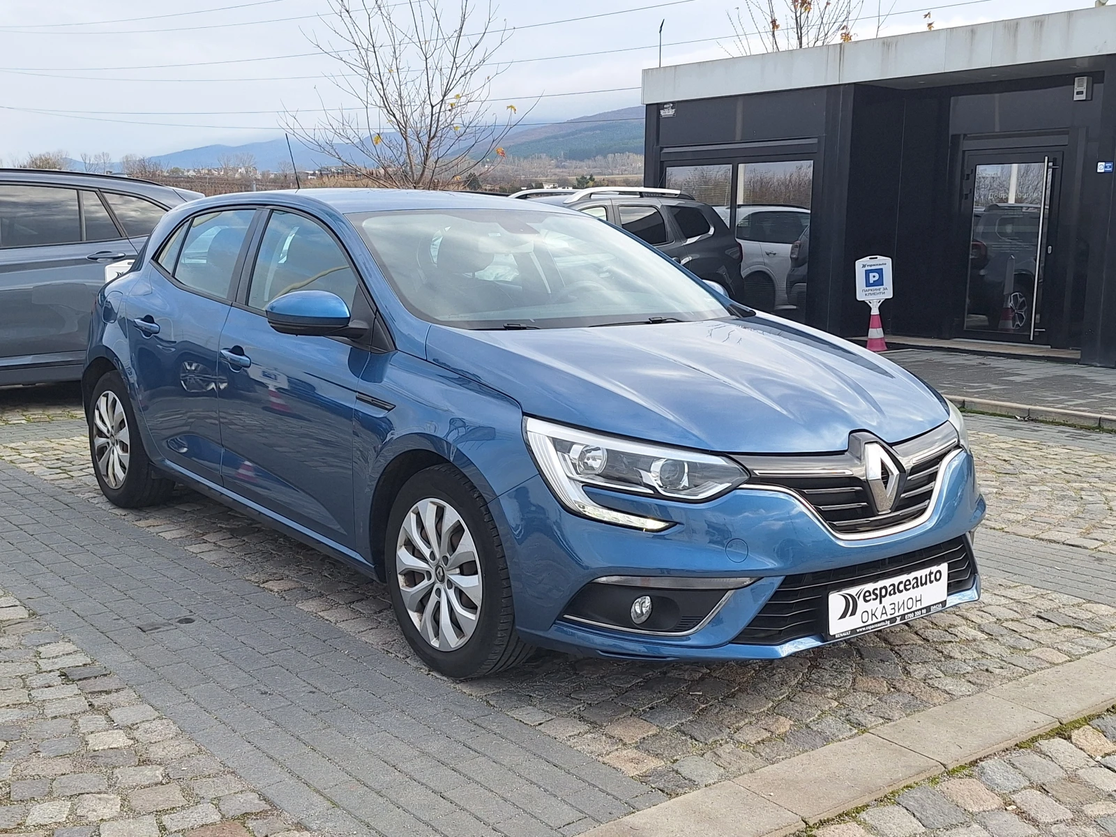 Renault Megane 1.5dCi 90�.�. | Mobile.bg � ����������� 3