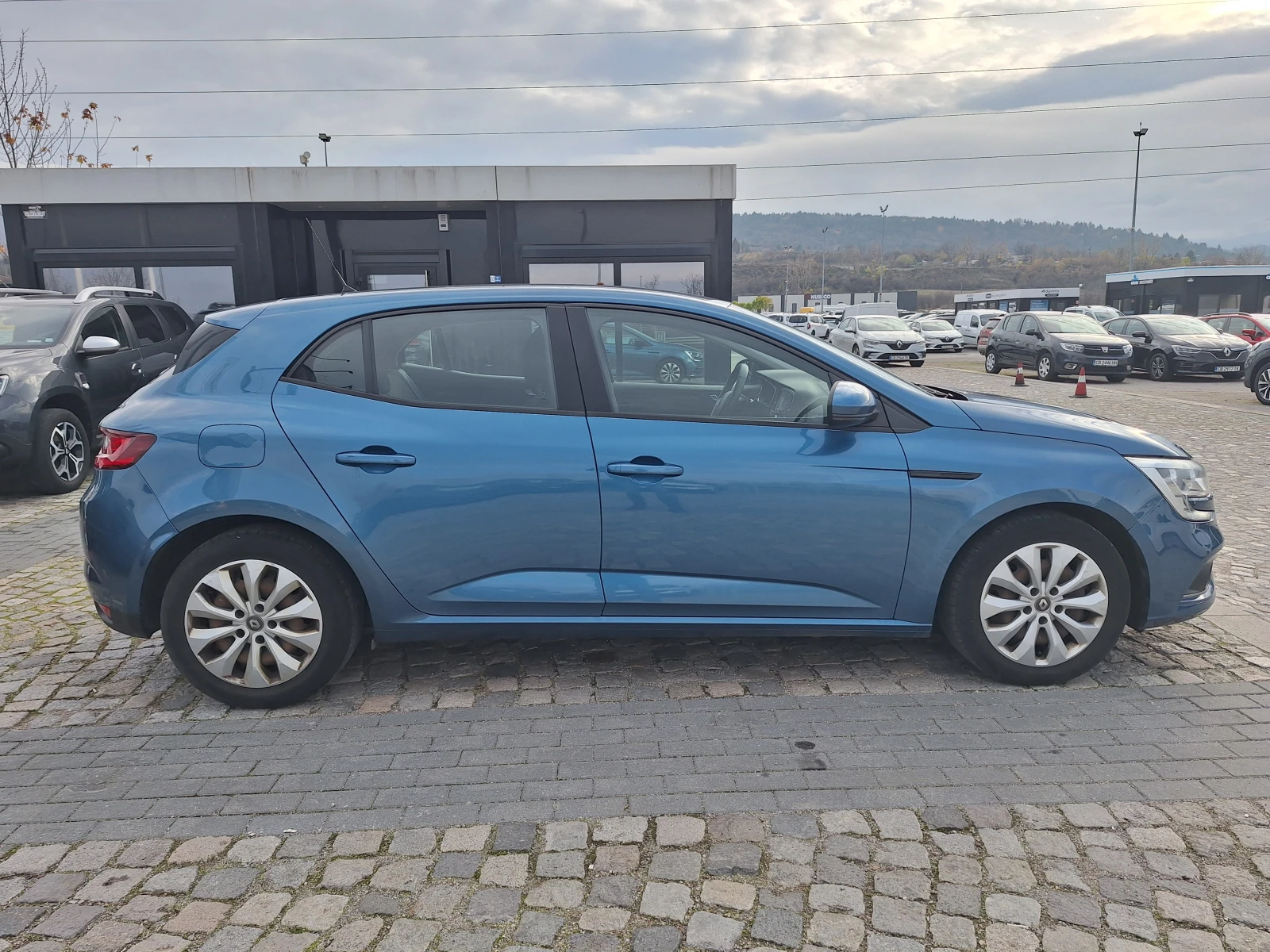 Renault Megane 1.5dCi 90�.�. | Mobile.bg � ����������� 7