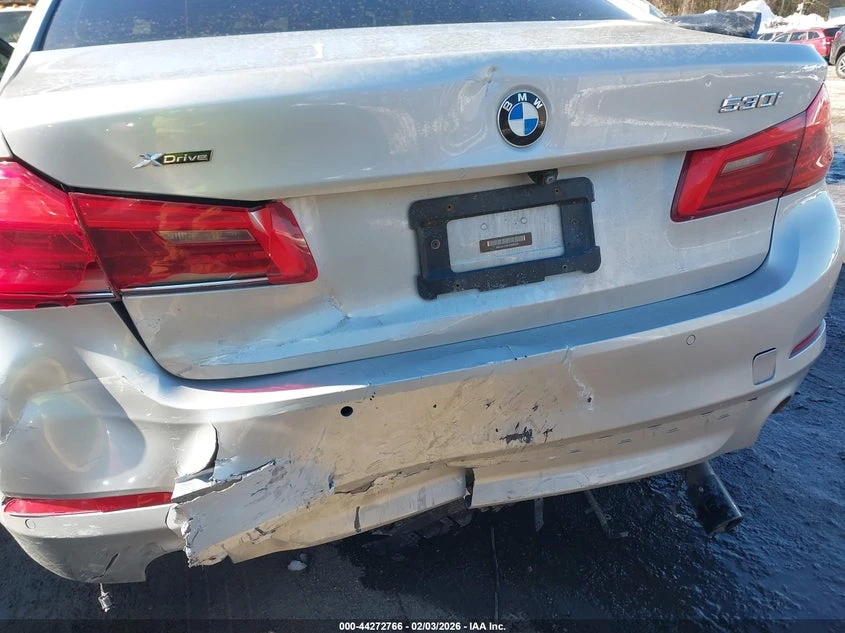 BMW 530 2.0l I xDrive, снимка 6 - Автомобили и джипове - 53898533