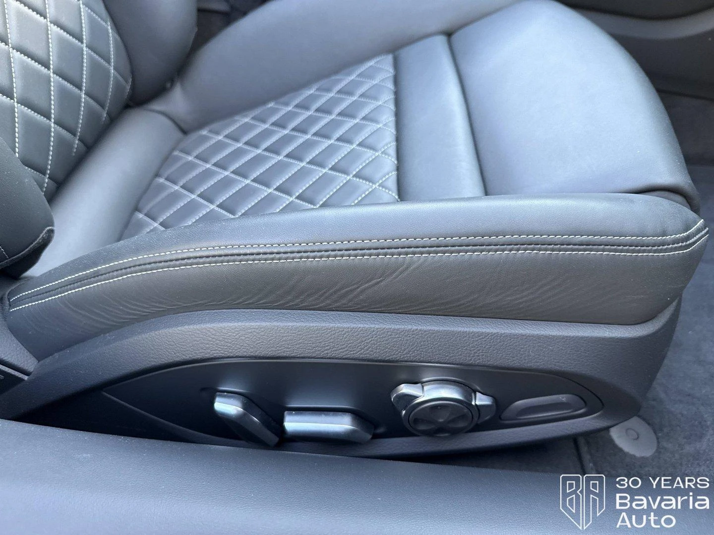 Audi R8 Spyder V10 performance quattro S-tronic, снимка 13 - Автомобили и джипове - 53991858