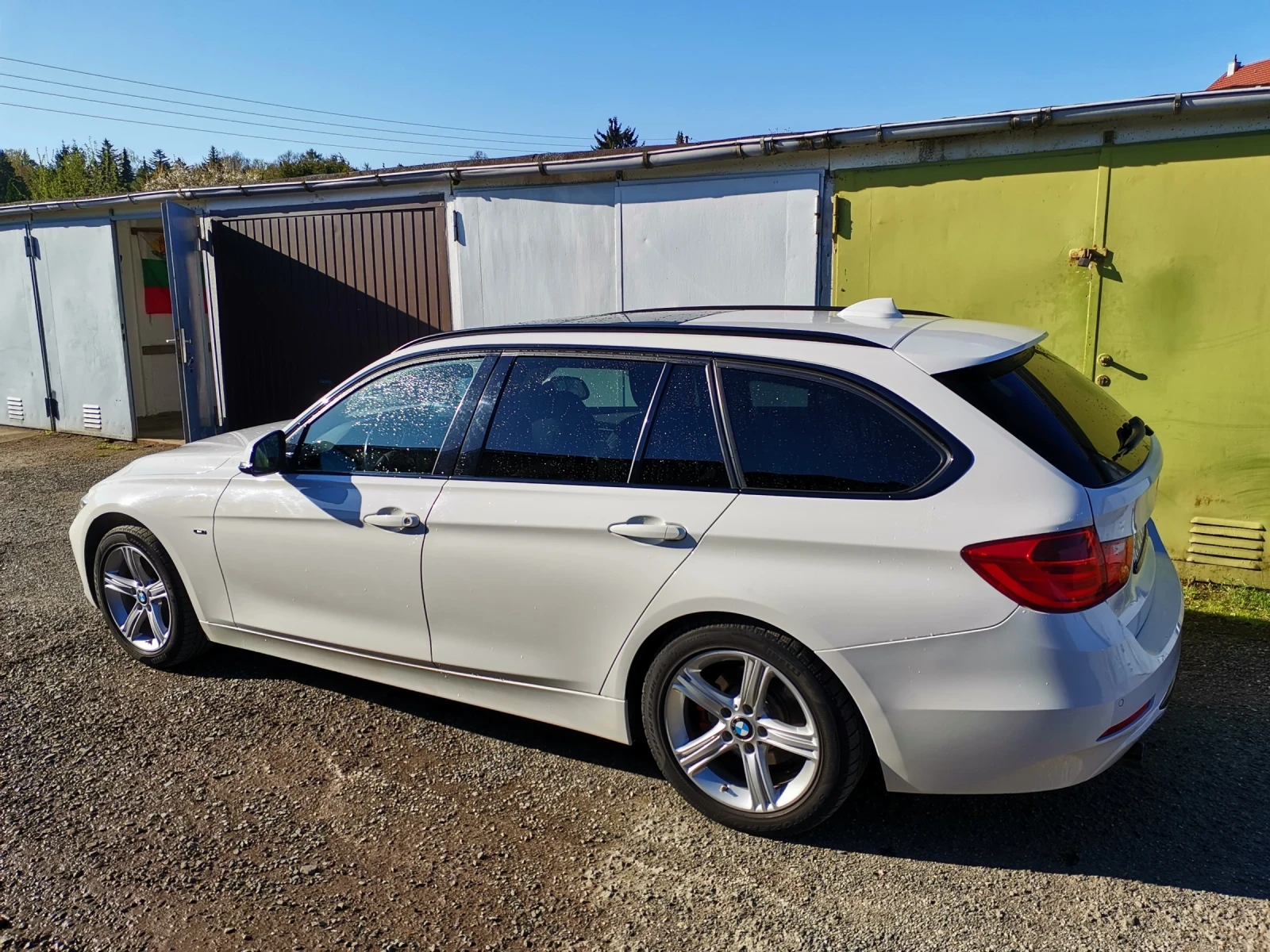 BMW 320, снимка 12 - Автомобили и джипове - 54302601