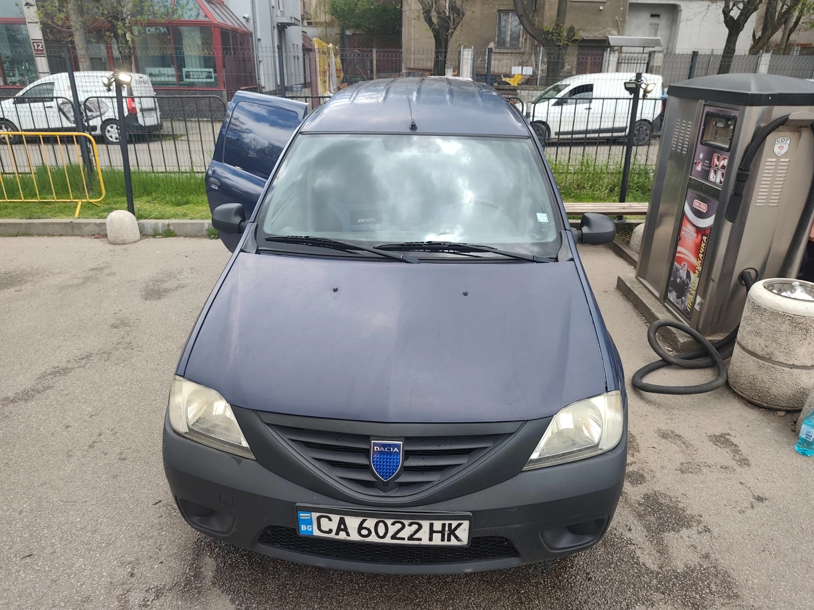 Dacia Logan Газова уредба, снимка 4 - Автомобили и джипове - 54366756