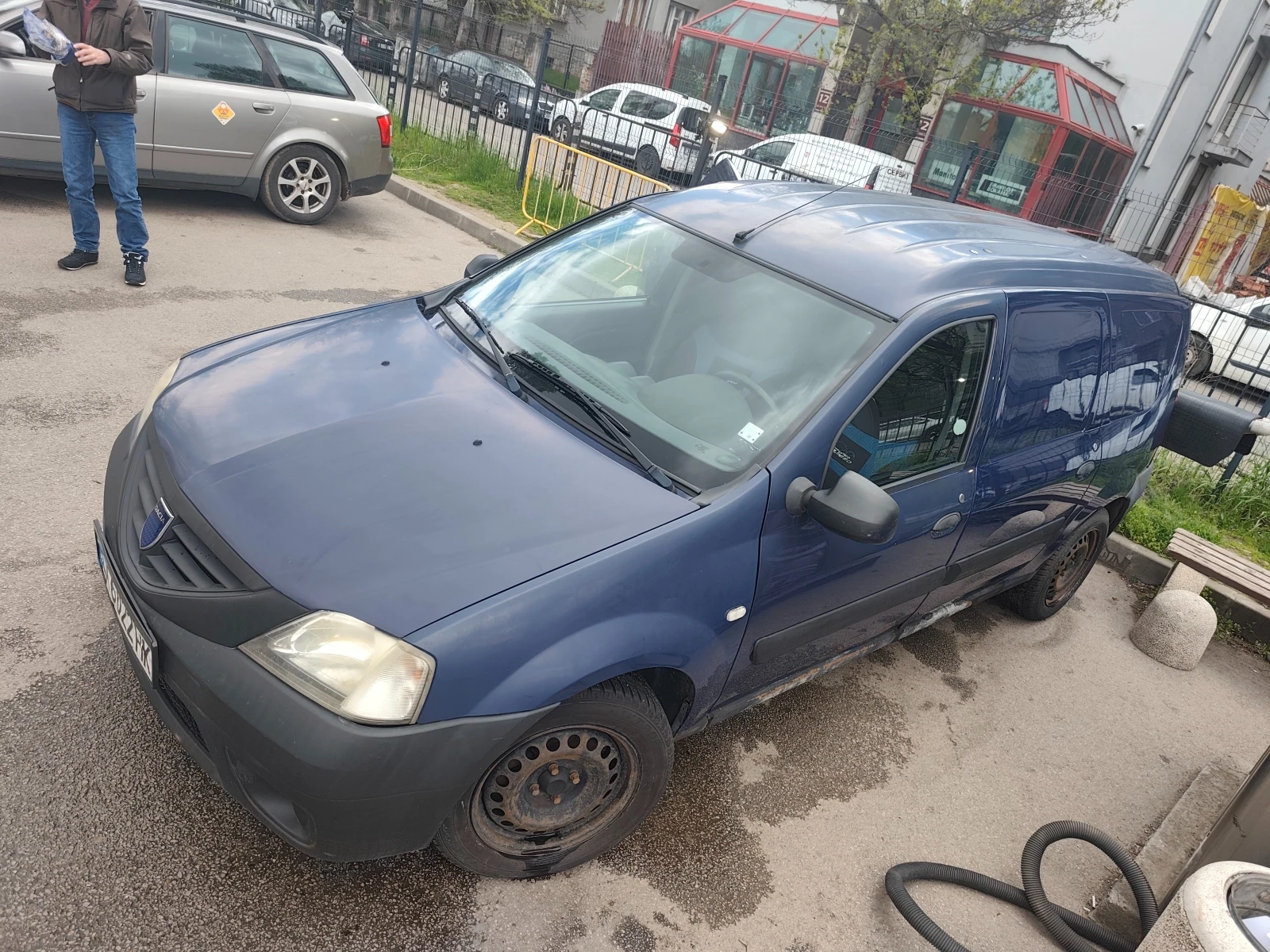 Dacia Logan Газова уредба, снимка 3 - Автомобили и джипове - 54366756