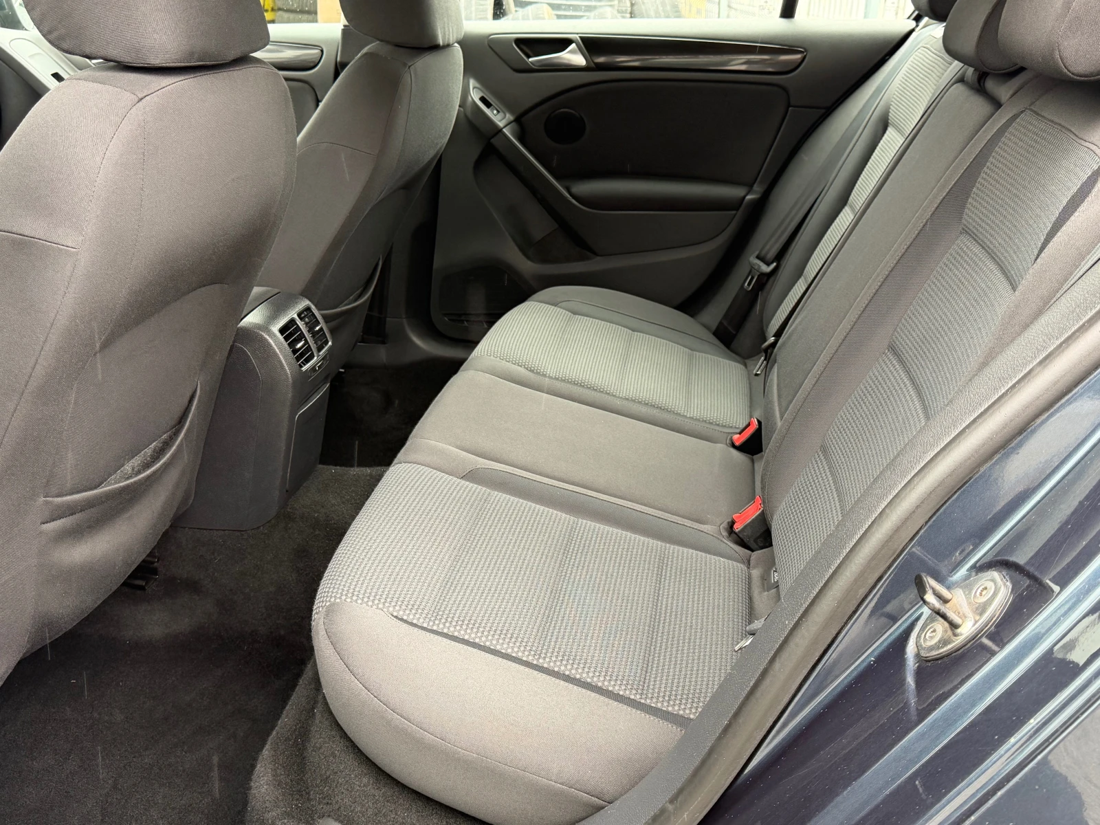VW Golf 1.6TDI 105kc | Mobile.bg � ����������� 10