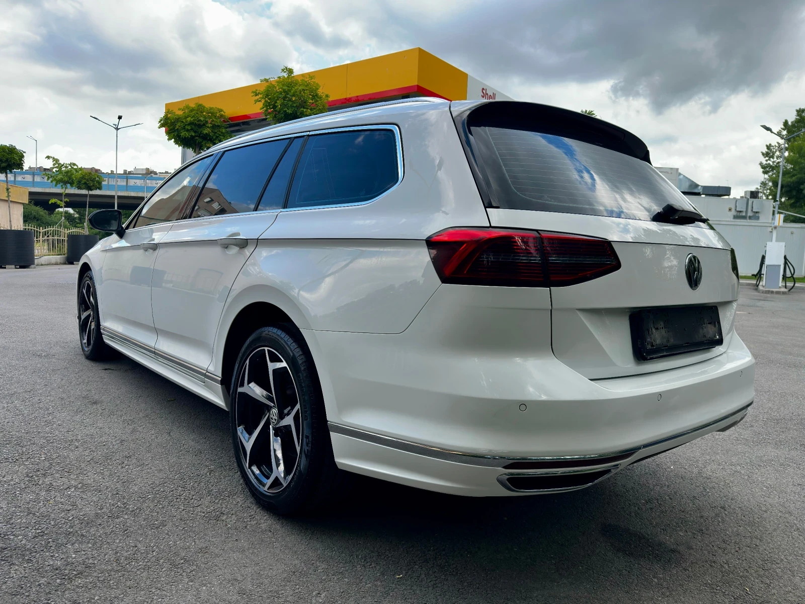 VW Passat Digital/rline/highline, снимка 4 - Автомобили и джипове - 54755207