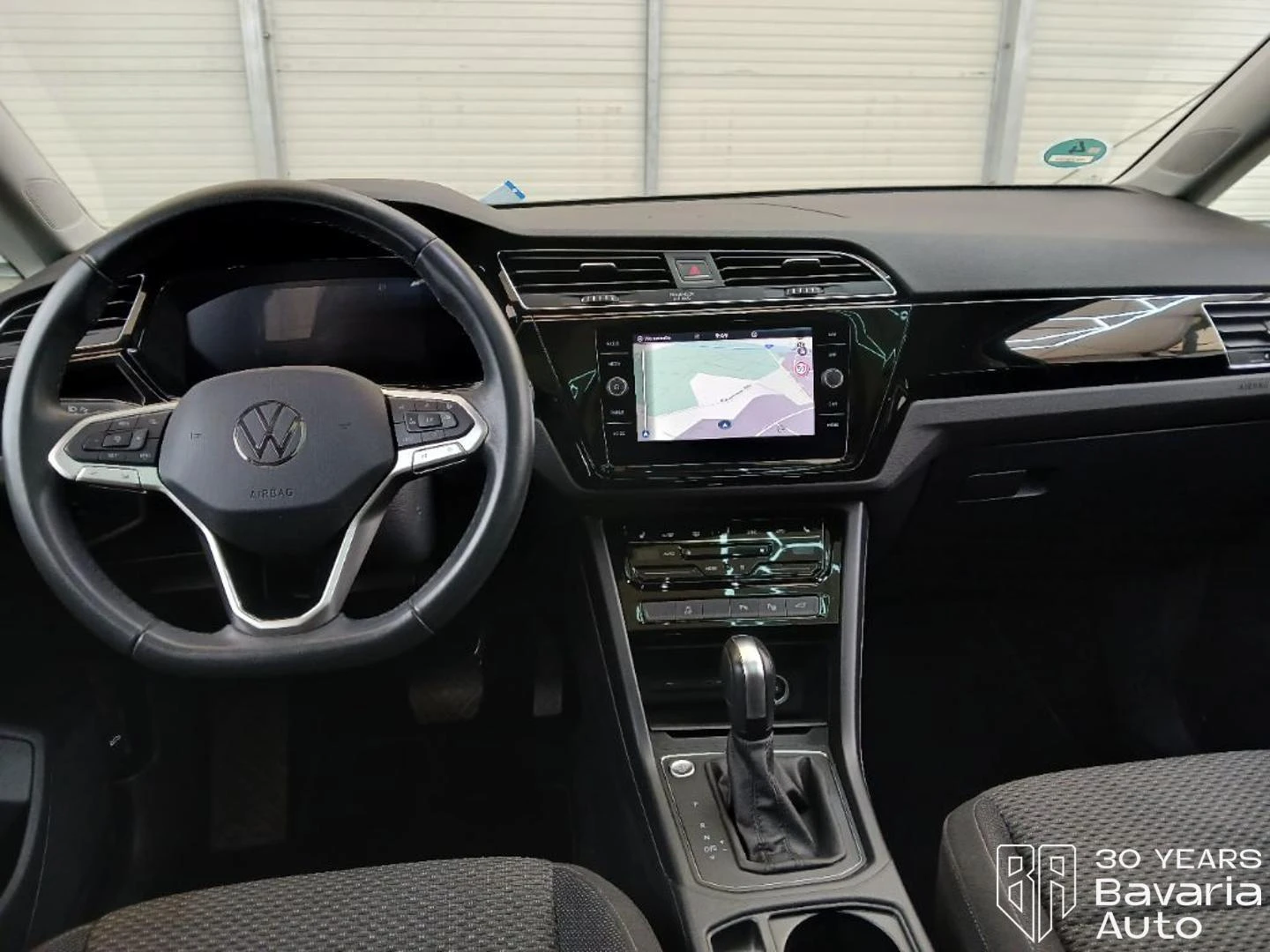 VW Touran Comfortline DSG Easy Open, снимка 8 - Автомобили и джипове - 55767052