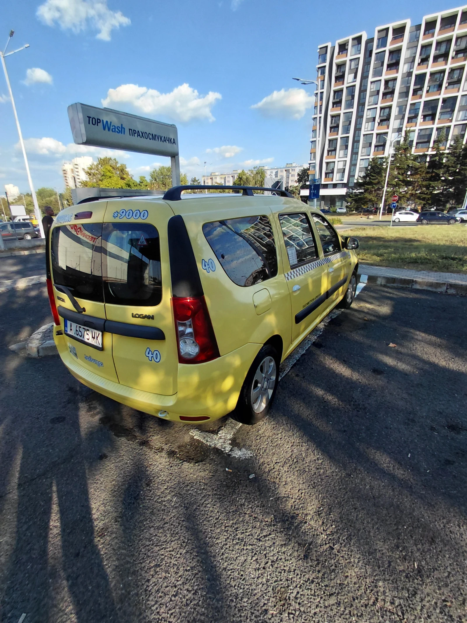 Dacia Logan, снимка 4 - Автомобили и джипове - 55872461
