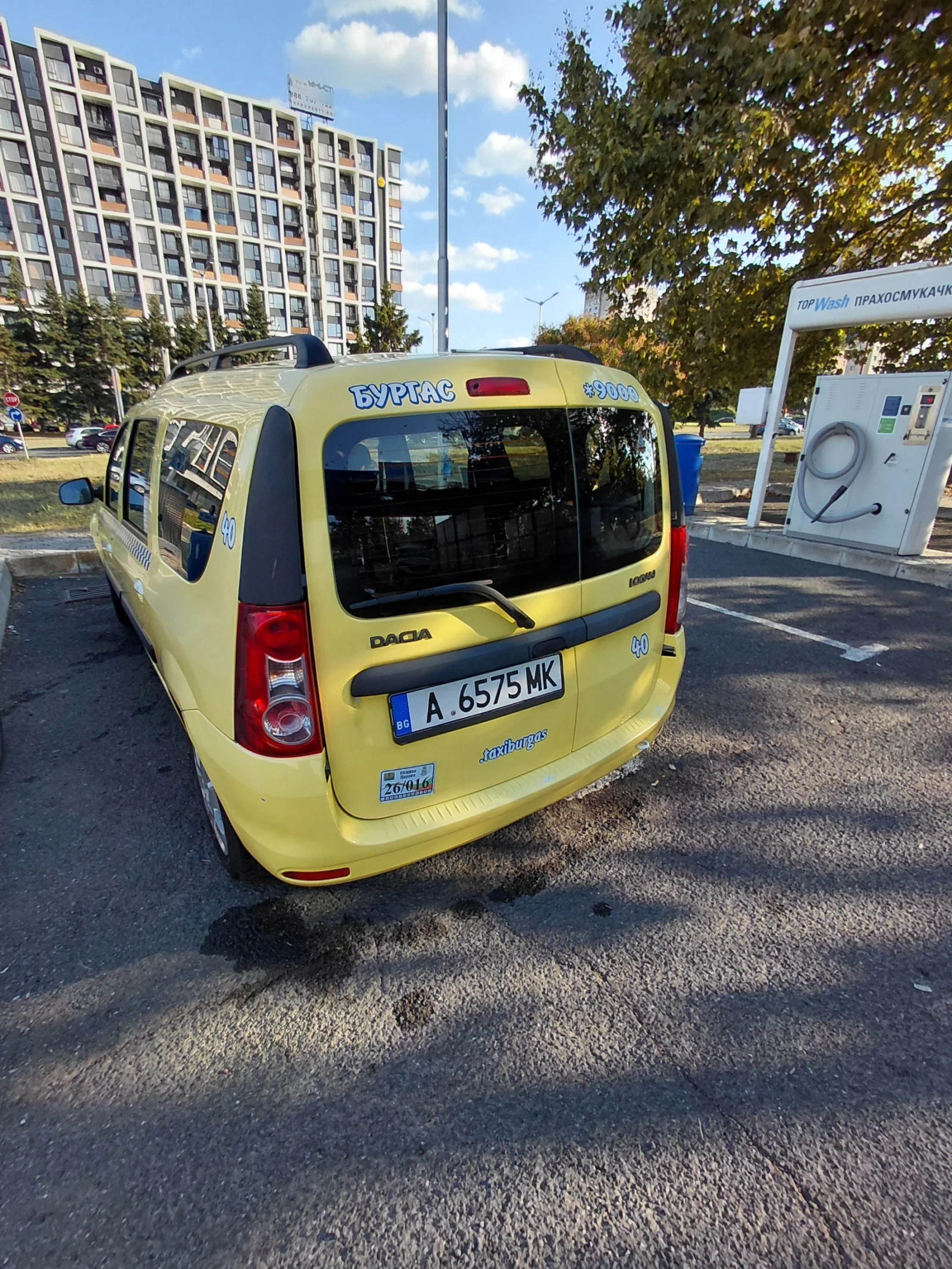 Dacia Logan, снимка 8 - Автомобили и джипове - 55872461