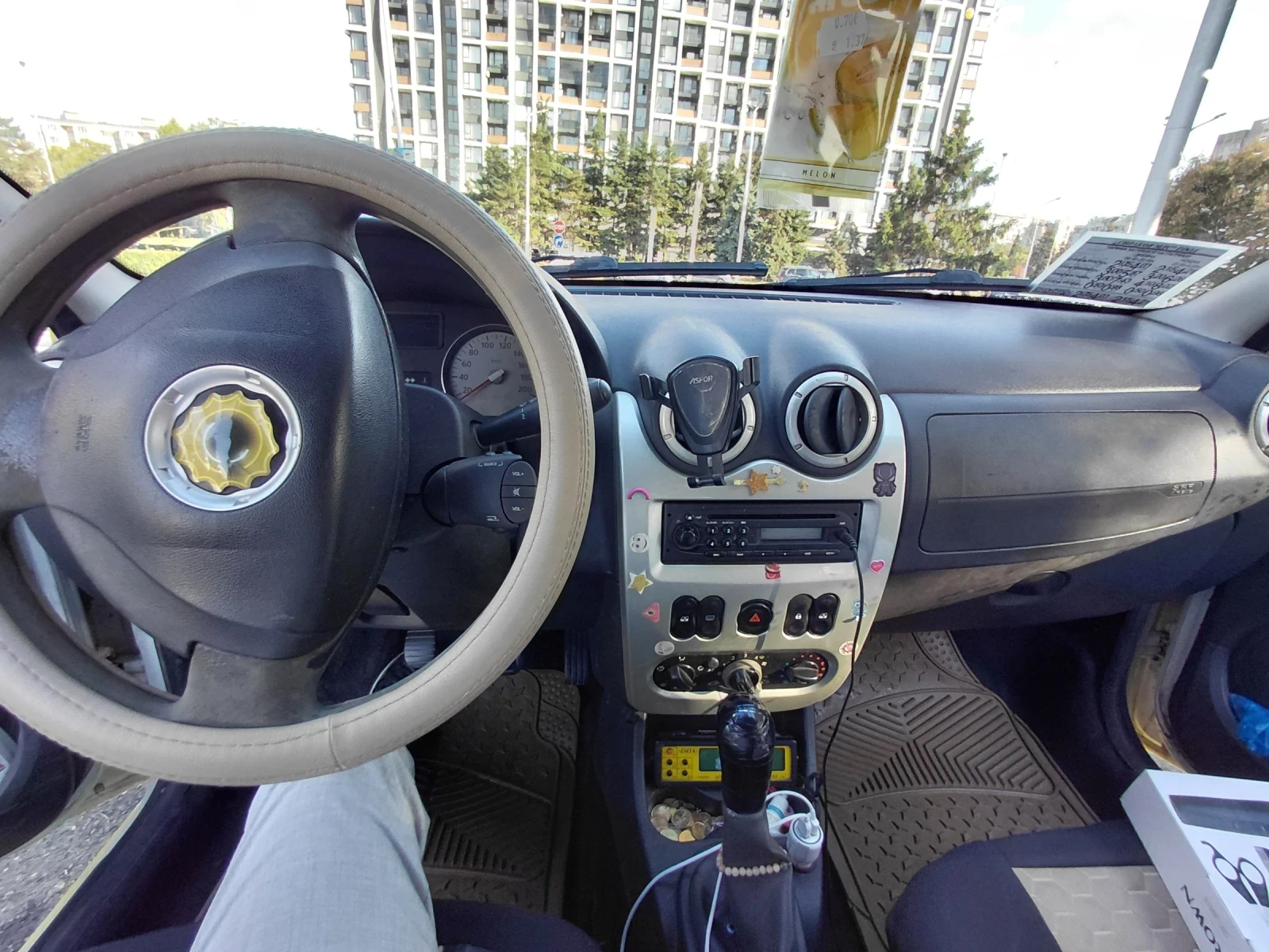 Dacia Logan, снимка 5 - Автомобили и джипове - 55872461