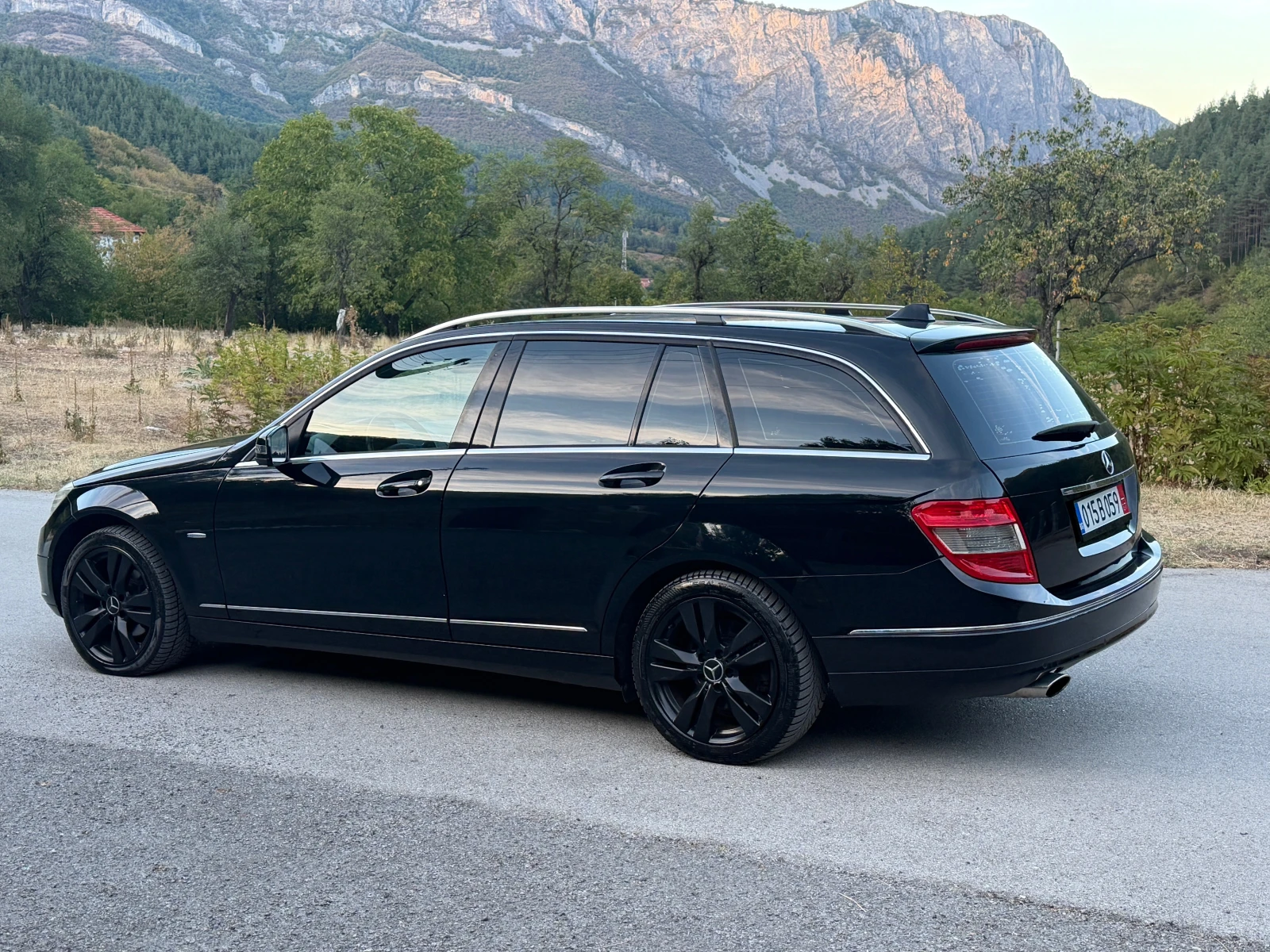 Mercedes-Benz C 250 250i Швейцария, снимка 6 - Автомобили и джипове - 56077734
